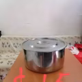 两个白钢汤桶和一个大的蒸笼三层的 图片 1