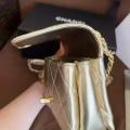 chanel金色侧背包 图片 4