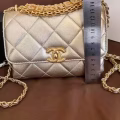chanel金色侧背包 图片 7