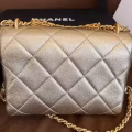 chanel金色侧背包 图片 9