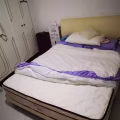 出售2手双人床 ，9成新 图片 1