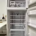 搬家处理95成新日立冰箱 图片 2