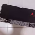 原价$489 处理$169 AJ5 乔丹 Air Jordan5 经典版白水泥  图片 4