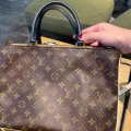 Lu限量版包包美国3800美金购入2000新币出 图片 2