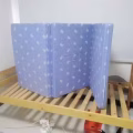 便宜处理木质单人床 图片 2
