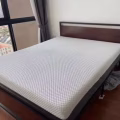 Queensize 床架和床垫 图片 1