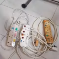 卡迪地铁站自取排插3个,多功能摇控器3个,锁头一个钥匙12根 图片 3
