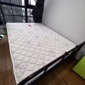 queen size 床和床垫 图片 3
