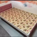 出售1.2米X2米床架 图片 2