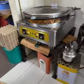 电饭锅，电热档，冰柜，蒸笼，白钢桌子，鱼汤碗，盘子 图片 4