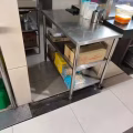 电饭锅，电热档，冰柜，蒸笼，白钢桌子，鱼汤碗，盘子 图片 8