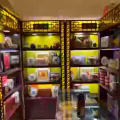 虫草烟酒展示柜，矮柜，泡澡桶，木衣架下有抽屉鞋柜五斗柜，小实木桌， 图片 1