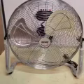 低价出售全新的20寸趴地扇，现货 图片 1