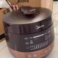 Midea 美的 两用锅，高压锅、电饭锅，送货上门。 图片 1