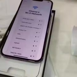 现场签线，我签线，你拿苹果手机13