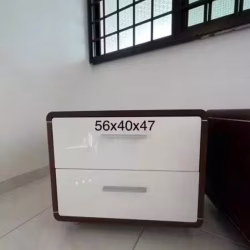 2个床头柜