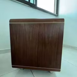 2个床头柜