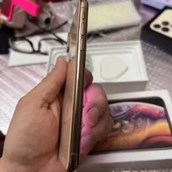 超级新的苹果xs 便宜出