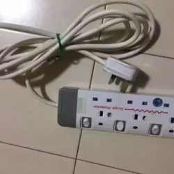 插座