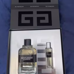Givenchy 香水套装全新