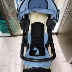 儿童手推车自取$20，阿裕尼地铁站 女儿大了，