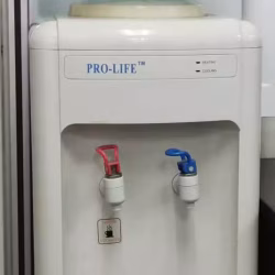 饮水机
