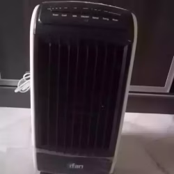 空调扇 送两个制冷冰晶 40新币  没怎么使用，新的