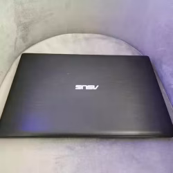 ASUS X551M 二手电脑 / 250GB 固态硬盘