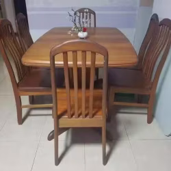 餐桌