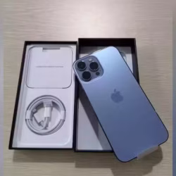 iPhone13 pro max  内存512，远峰蓝。