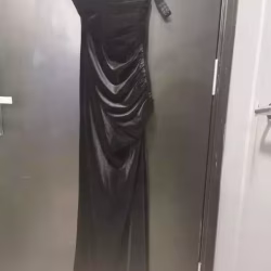 礼服裙子