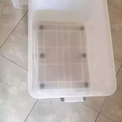收纳箱