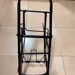 卖一个全新自行车后座架