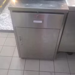 白钢抽屉柜