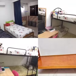 4张单人木床；一张双人铁床。