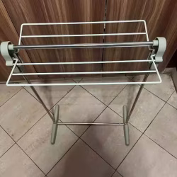 小型晾衣架