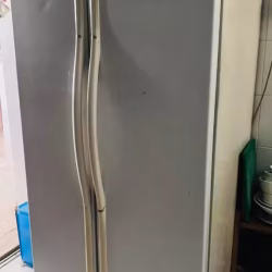 双人床 书桌 衣柜 冰箱 