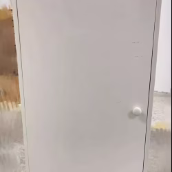 二手白色橱柜 