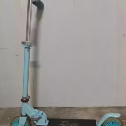 儿童滑板车
