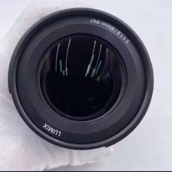 松下Lumix 85mm f1.8
