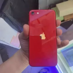 苹果se 2022 64G几乎全新的成色