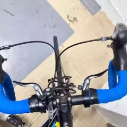 捷安特公路车