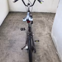八成新自行车
