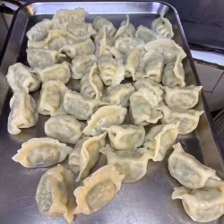 新加坡本地制作速冻水饺批发，专供板面店、各大饭店和超市