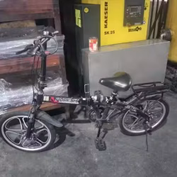 折叠脚车