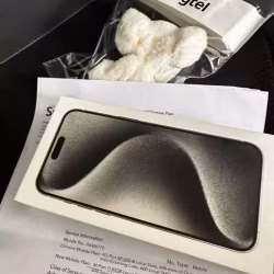 刚刚新电信签线的IPhone 15 pro max 256G白色