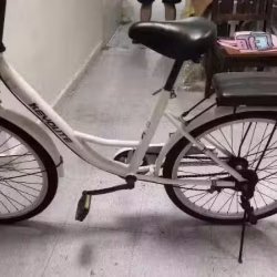 胶踏车