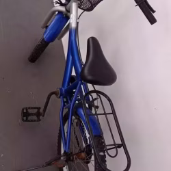 很新的儿童自行车