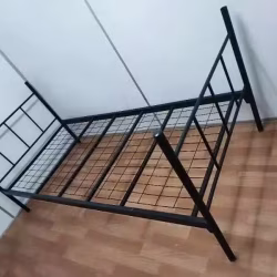 单人床