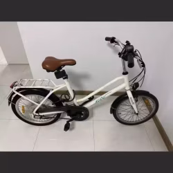 电动脚车